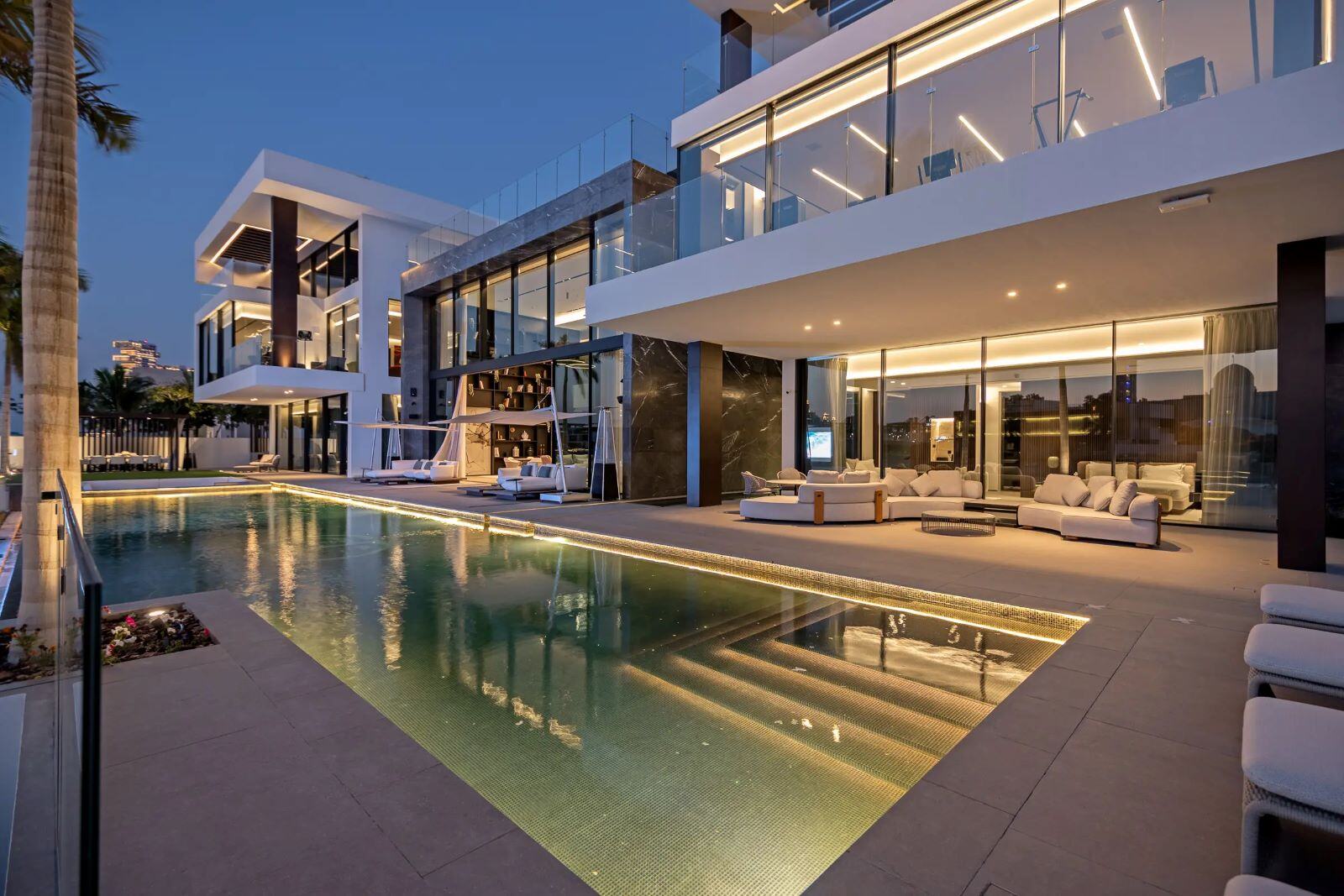 High-end residential villa in Dubai